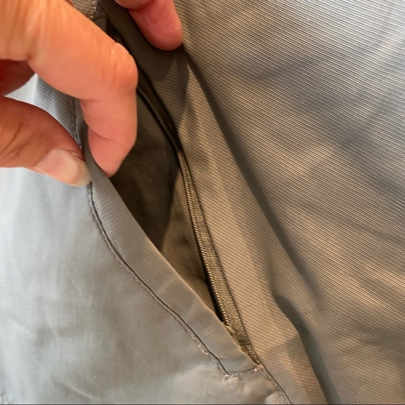 New Balance Running Jacket Gray and Pink - Picture 14 of 15